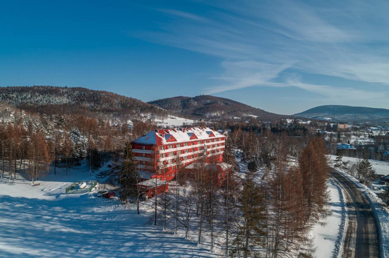 Osrodek Uzdrowiskowy Beskid Hotel Wysowa-Zdroj Bagian luar foto